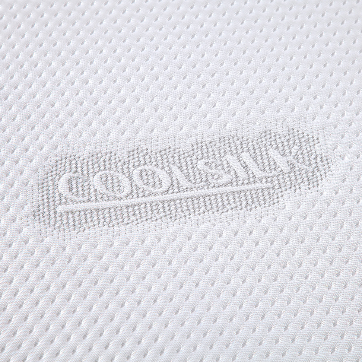 Arcadia Hybrid Cool Silk Closeup