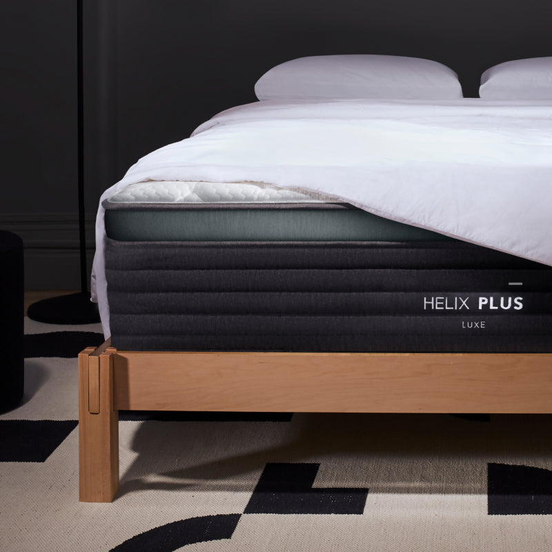 Helix Plus Luxe Medium Hybrid Mattress GlacioTex corner