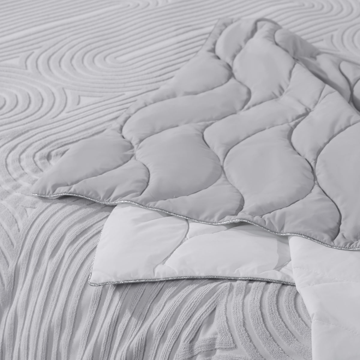 Bedgear Performance® Cooling Throw - closeup product image.