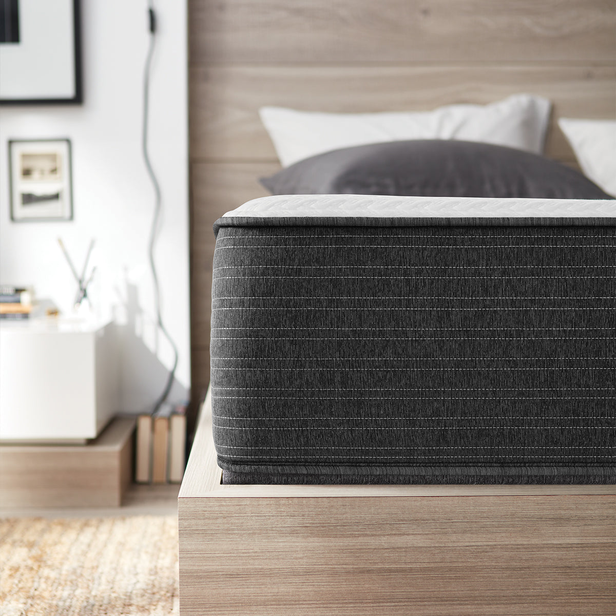 Beautyrest Reach Delmont Plush Mattress Corner Detail