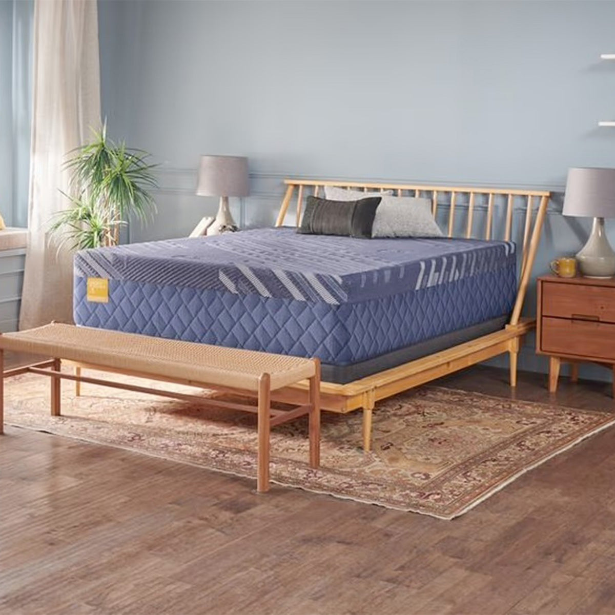 Sealy Golden Elegance Bonhomme Plush Hybrid Mattress - Lifestyle 1