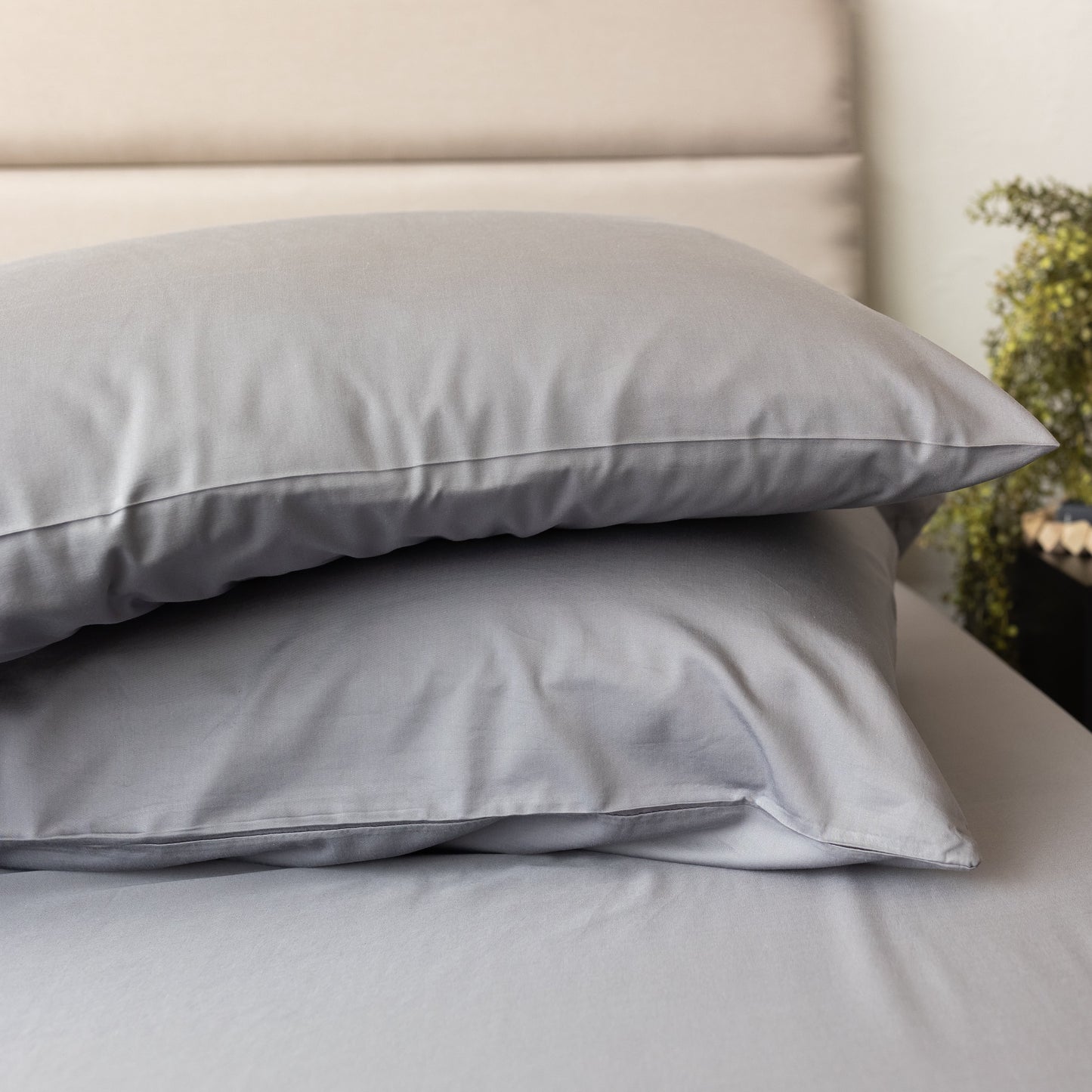 DreamFit DreamComfort™ Pillowcases-grey