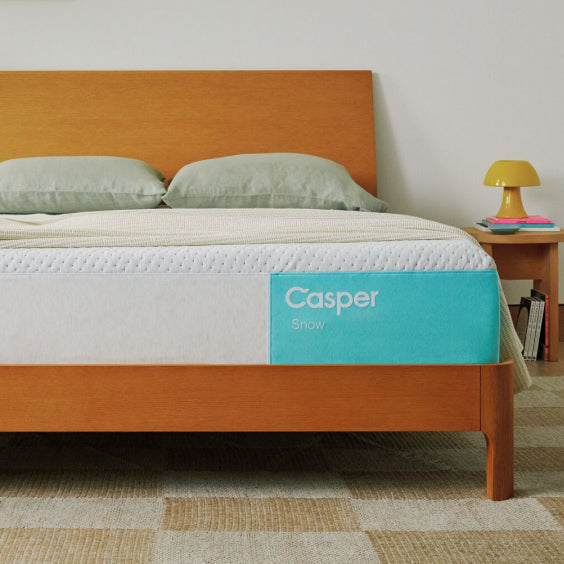 Casper Snow Hybrid mattress bedroom image
